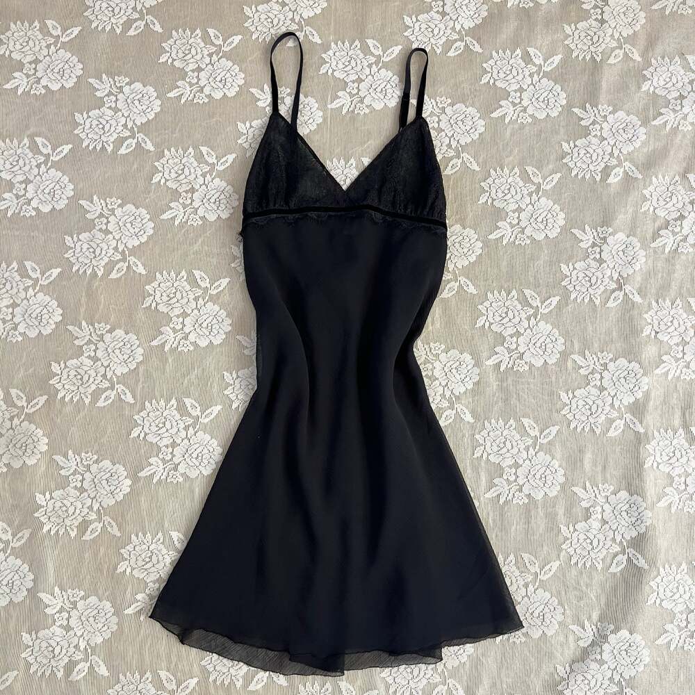 Vera Wang Black Lace Babydoll Slip Dress Size M